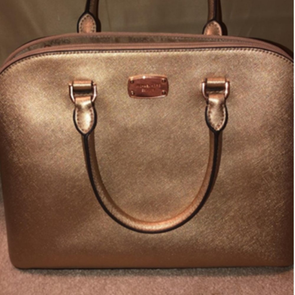 Micheal Kors Rose Gold bag